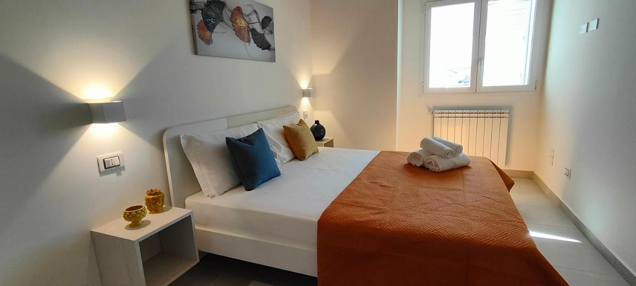 Casa Vacanze Rainbow, Siracusa シラクーサ エクステリア 写真