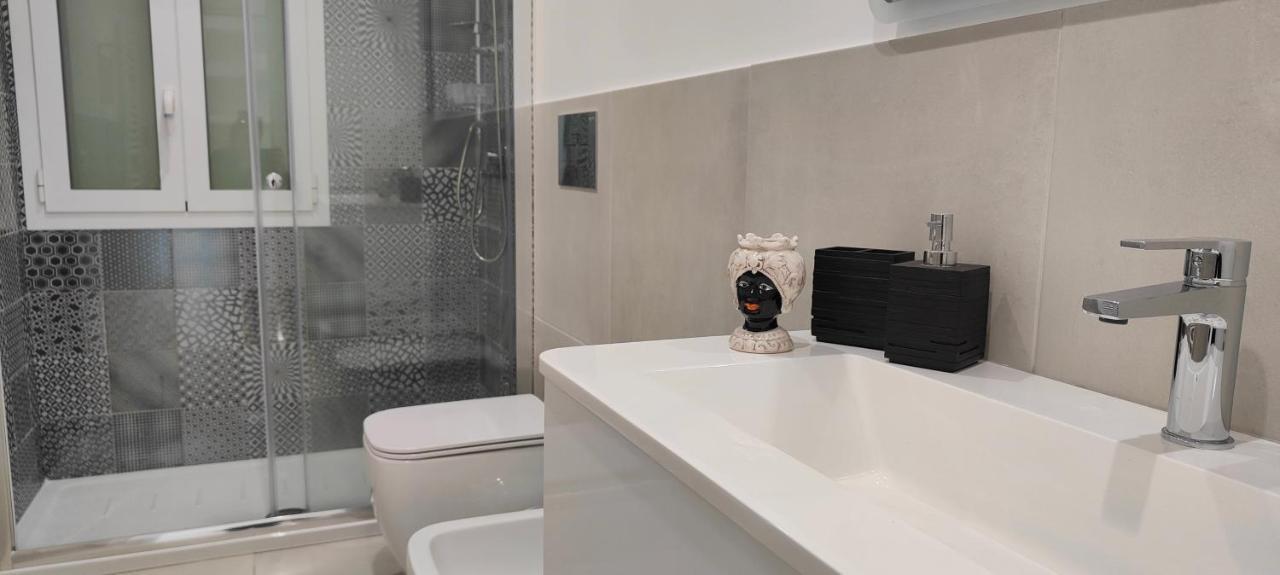 Casa Vacanze Rainbow, Siracusa シラクーサ エクステリア 写真
