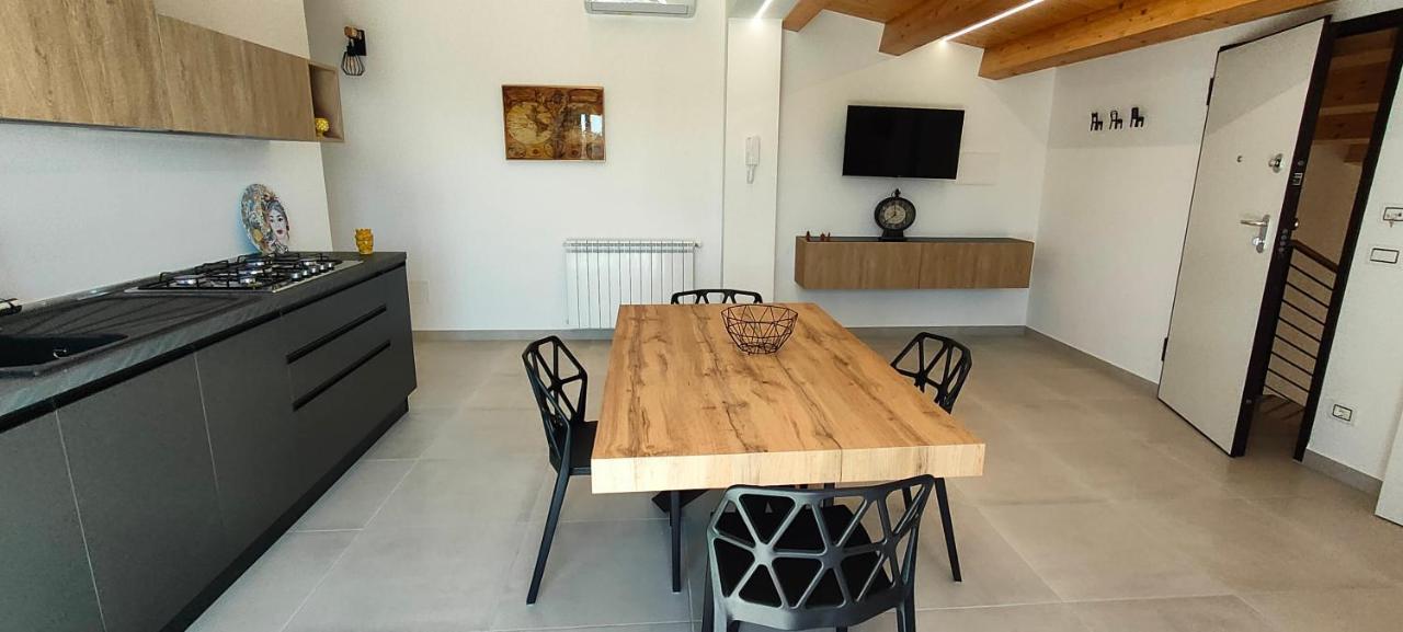 Casa Vacanze Rainbow, Siracusa シラクーサ エクステリア 写真