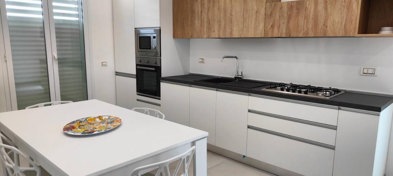 Casa Vacanze Rainbow, Siracusa シラクーサ エクステリア 写真
