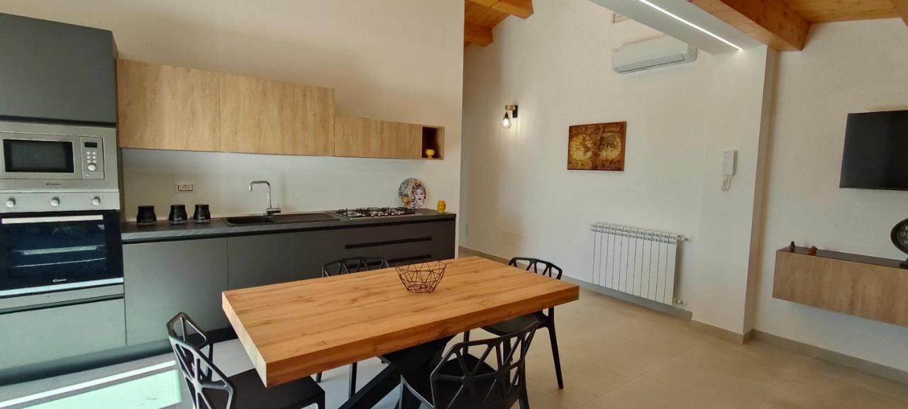 Casa Vacanze Rainbow, Siracusa シラクーサ エクステリア 写真